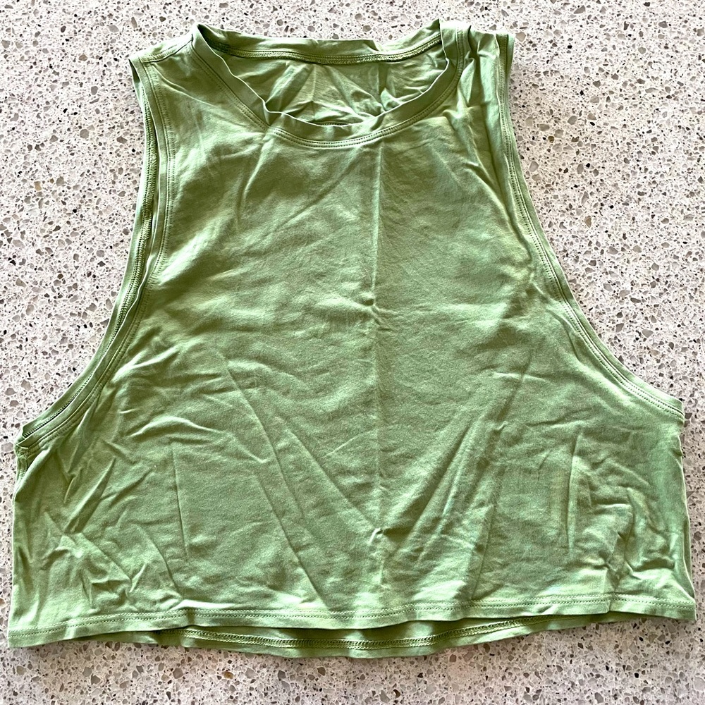 LULULEMON ATHLETICA Cropped Active Tank